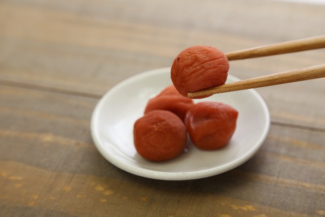 Food you should try in Japan – umeboshi